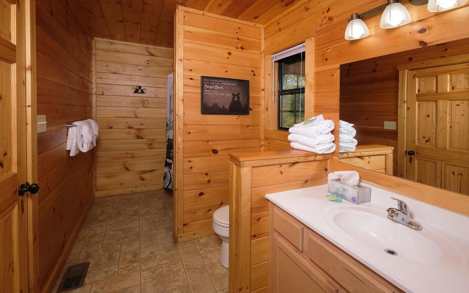 Little Bear Cabin Gatlinburg Eksteriør billede